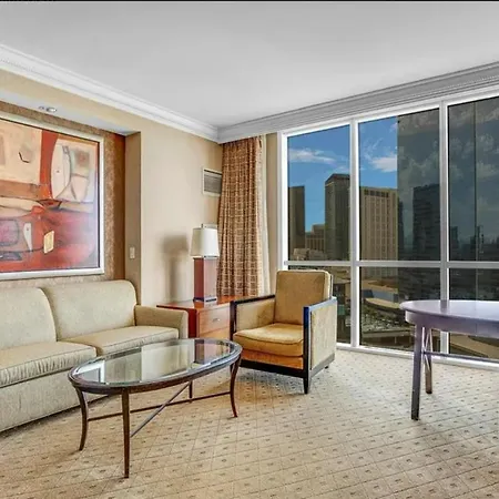 Signature Mgm Suite With Strip And Sphere View-2